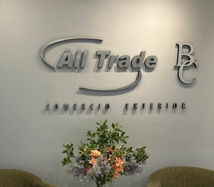Beatriz Carmona, All Trade & BC Comercio Exterior: 